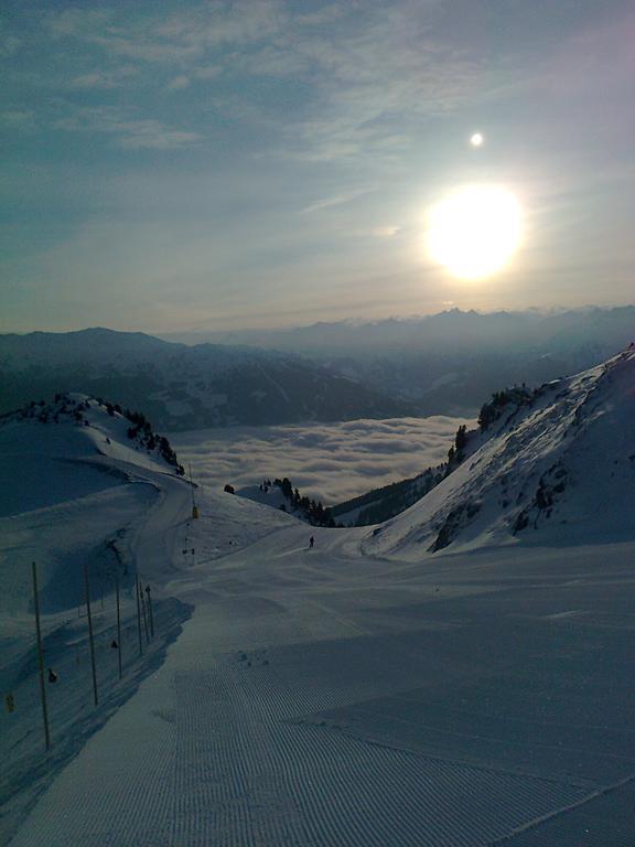 リート・イム・ツィラータールStudio Hochzillertal Mit Sauna & E-Ladestationアパートメント 部屋 写真