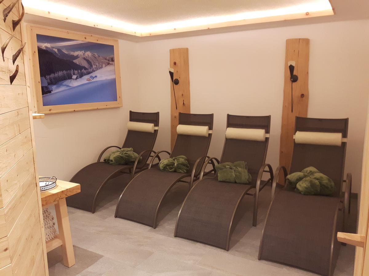 リート・イム・ツィラータールStudio Hochzillertal Mit Sauna & E-Ladestationアパートメント エクステリア 写真