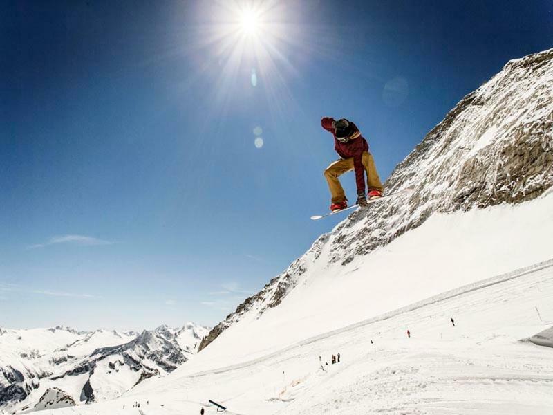 リート・イム・ツィラータールStudio Hochzillertal Mit Sauna & E-Ladestationアパートメント エクステリア 写真