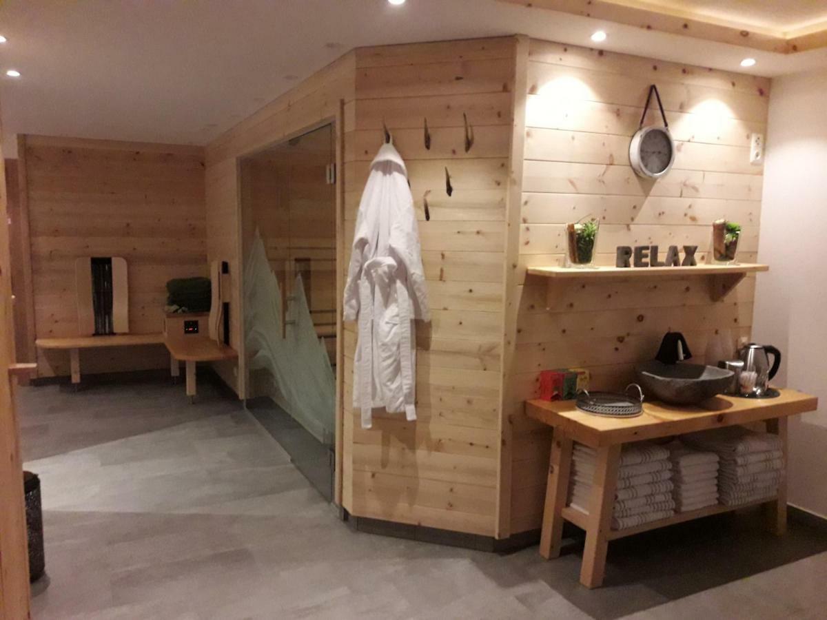リート・イム・ツィラータールStudio Hochzillertal Mit Sauna & E-Ladestationアパートメント エクステリア 写真